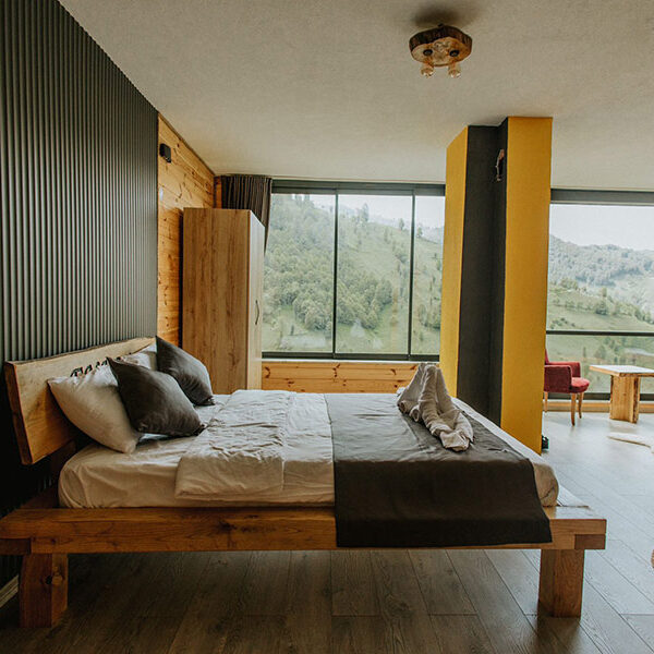 201 Numara Jakuzili Suit Oda